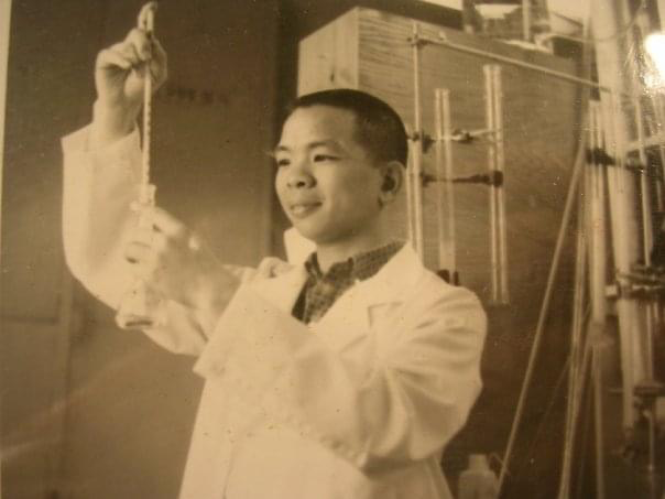 Dr. Simon H. Chang